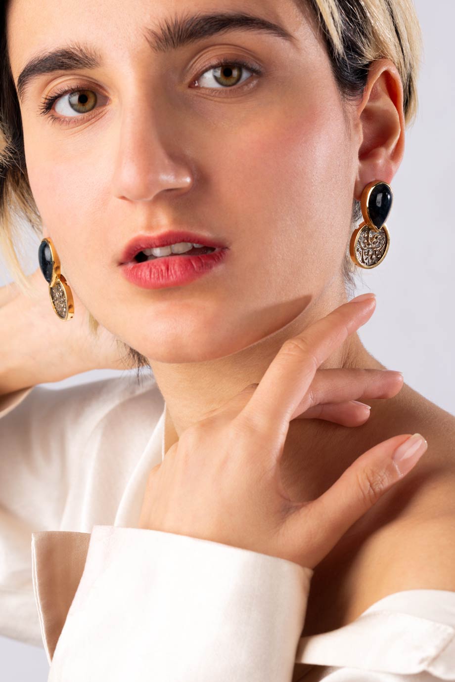 WG63 گوشواره طلا اشک اونیکس