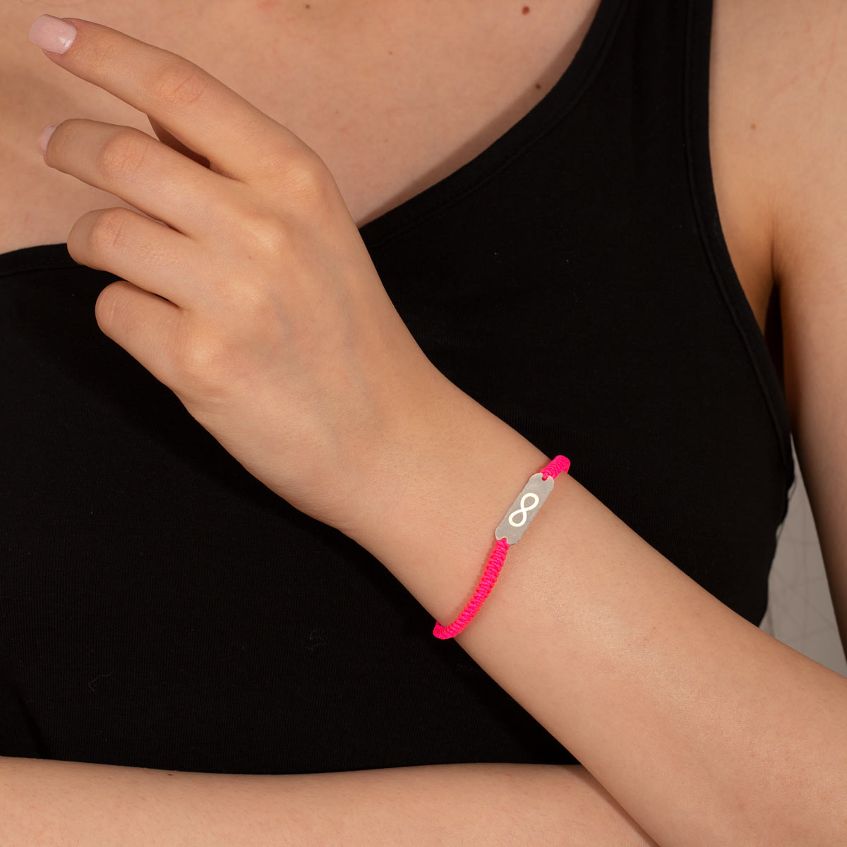 _infinity bracelet-Untitled-Cata0014-1-Recovered